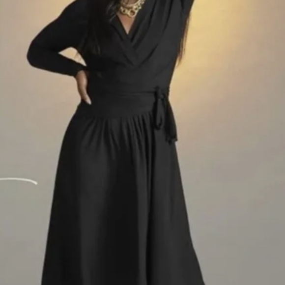 Cabi Dress - Picture 5 of 11